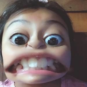 Meet your Posher, Leslie